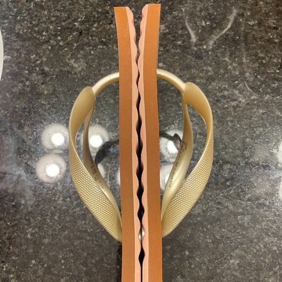 Coach flip flops - brown and gold - size 7! - Picture 5 of 5